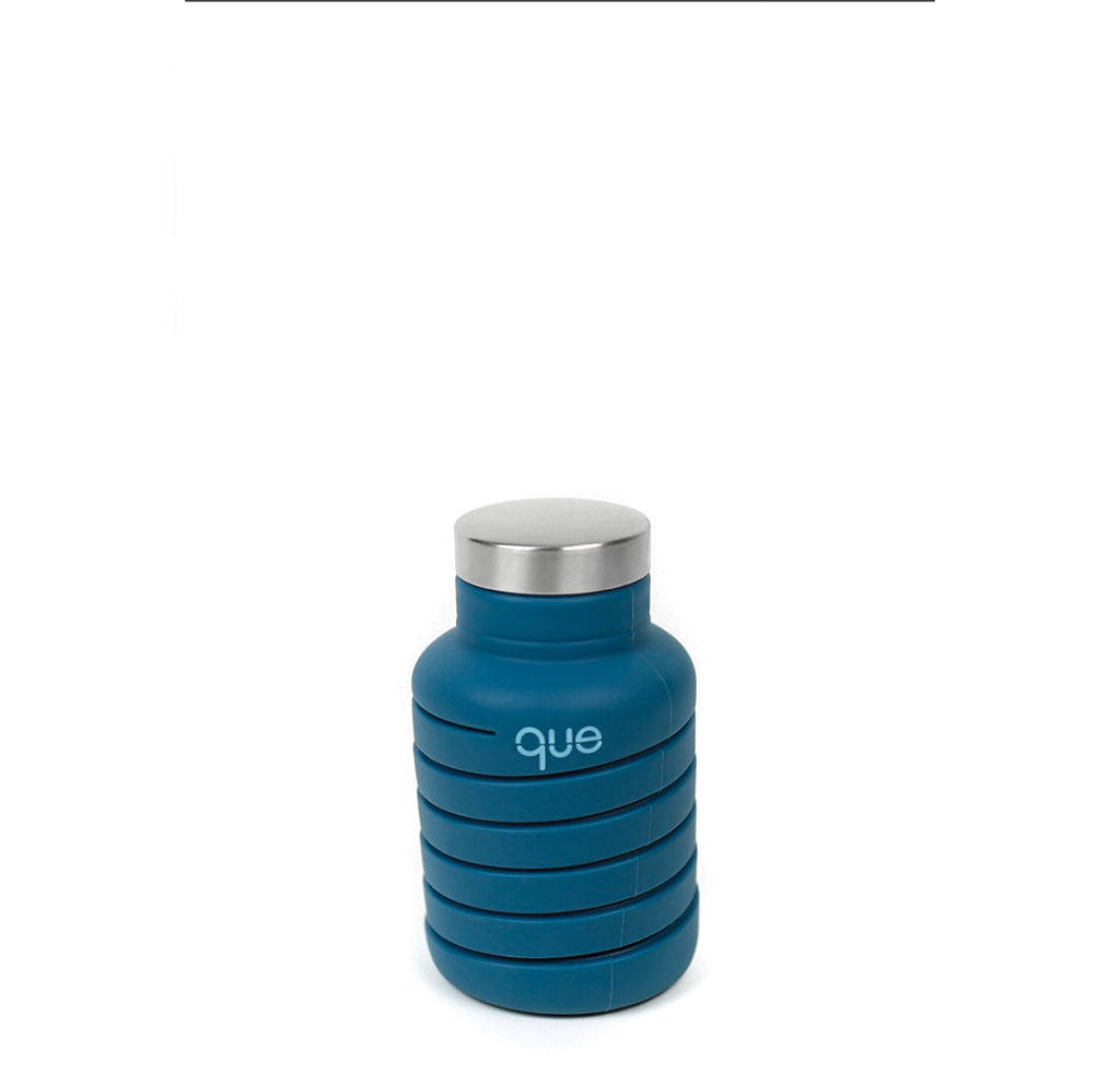 Que bottle steel blue collapsed 20 ounce